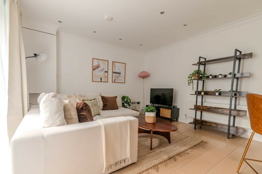 Фото Beautiful 2 Bed, 2 Bath Abode In Dulwich