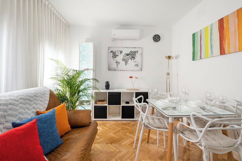 Фото Madrid center room just 3 metro stops