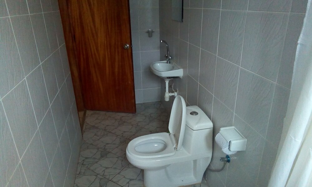 Фото Silver Peak Hotel Lira Ltd