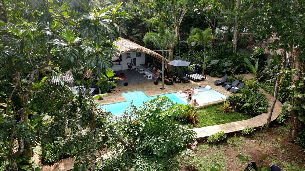 Фото Gigi Brown Suites Puerto Viejo