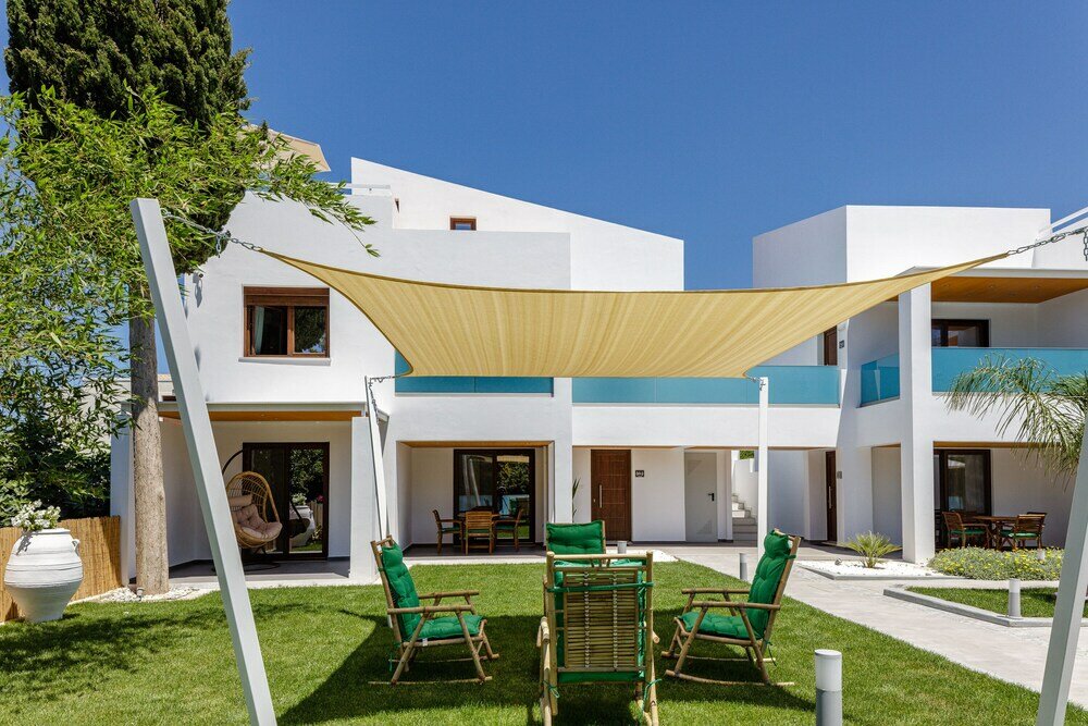 Фото Coconut Palm Paradise