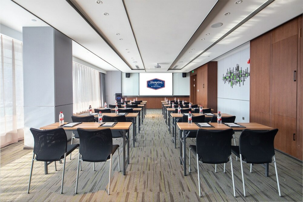 Фото Hampton by Hilton Changchun Ziyou Road