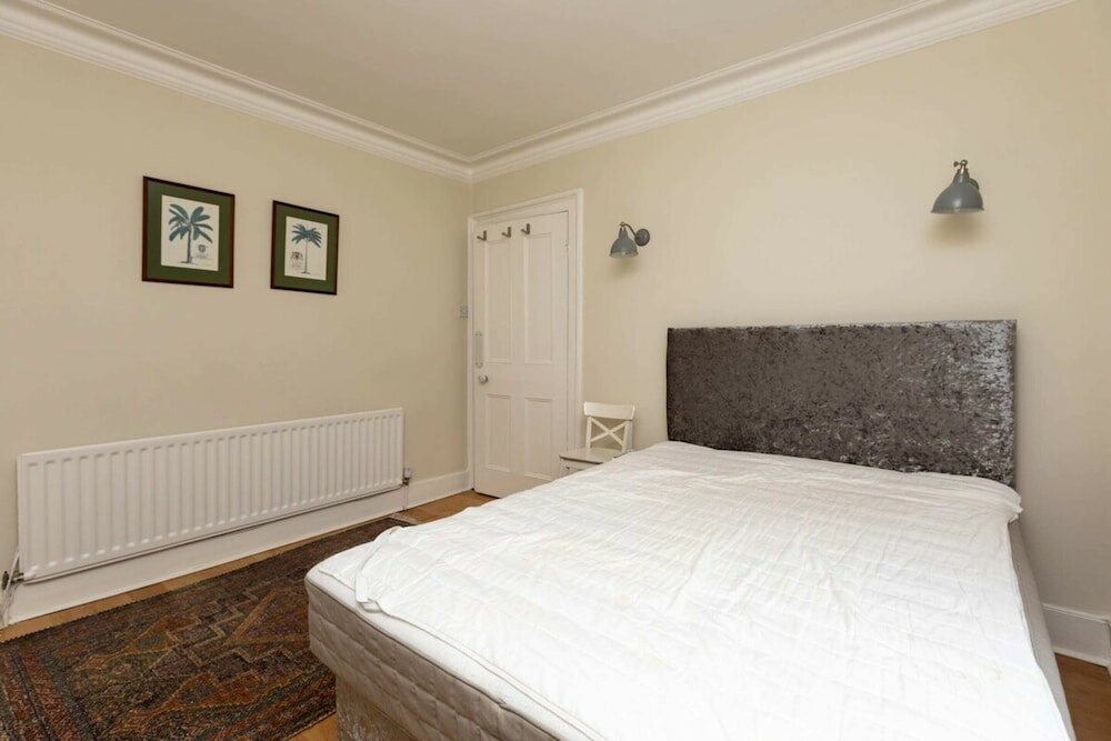 Фото Gorgeous 6bd House - 2 Mins From South Kensington!