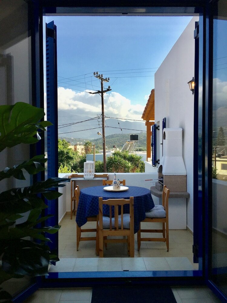 Фото Aphrodite and Apollo Apartments