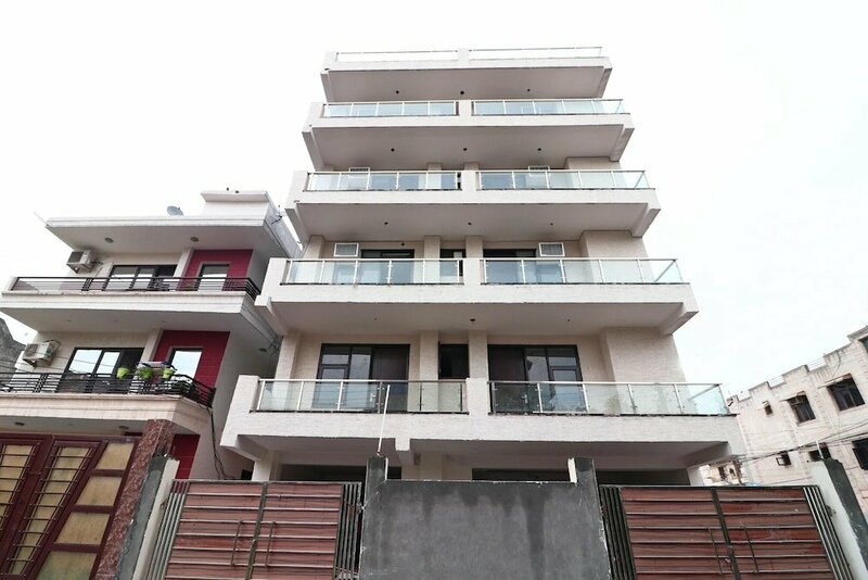 Гостиница Oyo 16168 Maira Grand в Фаридабаде