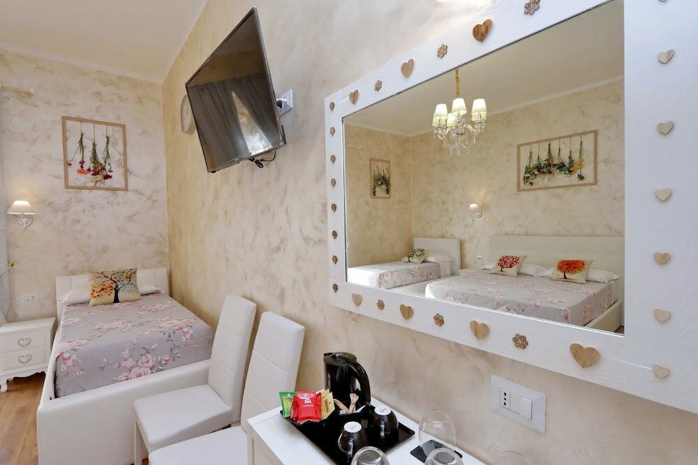 Фото Chilling Hot Tub Suite