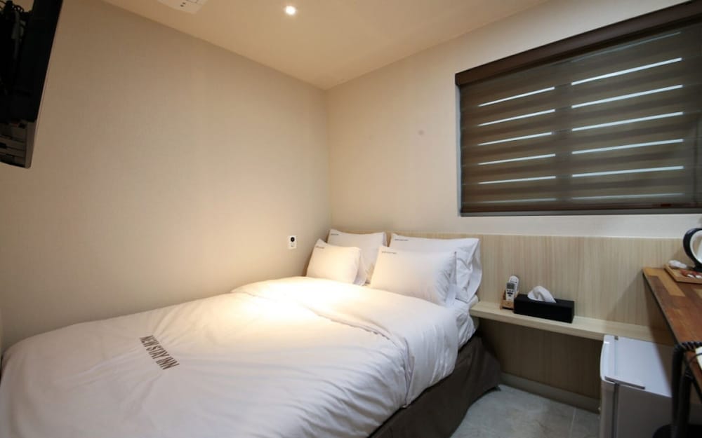Фото MyeongDong New Stay Inn