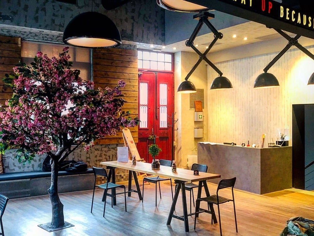 Фото Iconic Athens Hostel