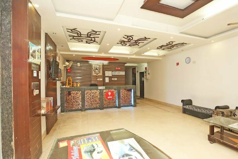 Гостиница Hotel Aura Deluxe в Дели