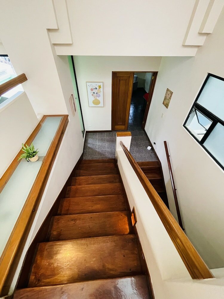 Фото The Rainier Bed & Breakfast 2