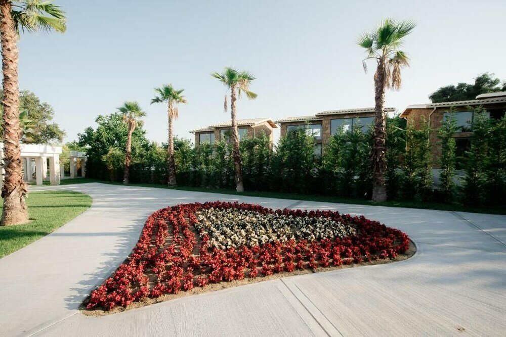 Фото Kallithea Village Hotel