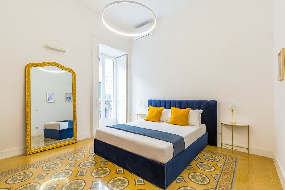 Фото Piazza Amedeo Flat by Wonderful Italy