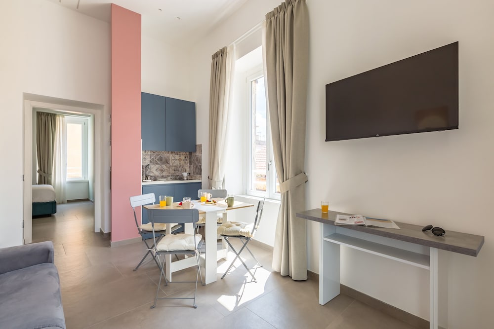 Фото Maria's Bright Flats at the Cathedral