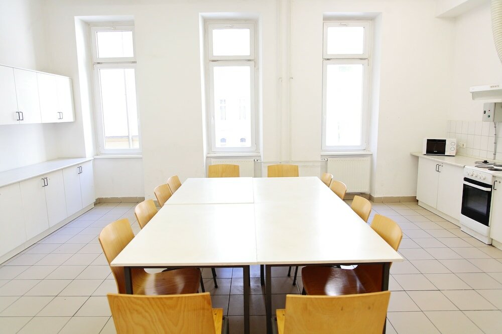 Фото Pop Up Hostels - Downtown