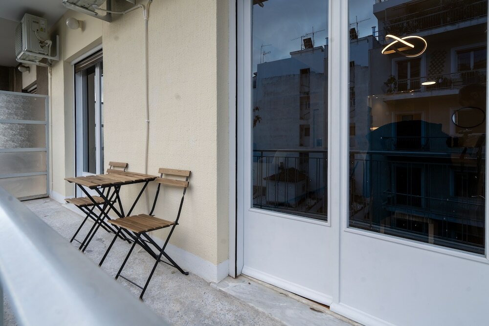 Фото The Urban King Apartment