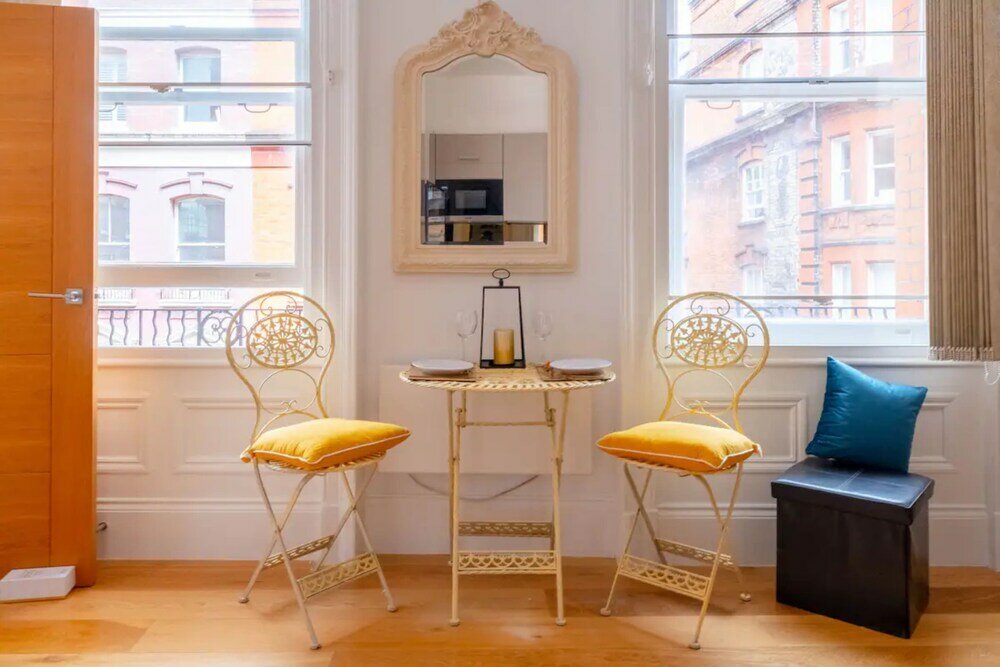 Фото Central & Cosy 1bd Flat - Soho