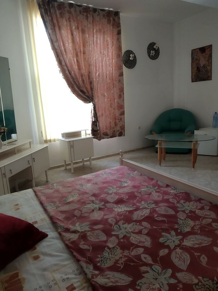 Фото Hotel Crystal