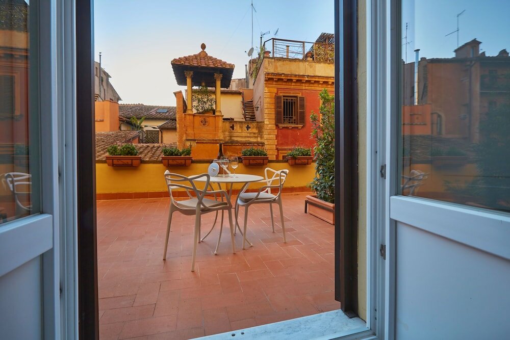 Фото Ripagrande a Trastevere Guest House