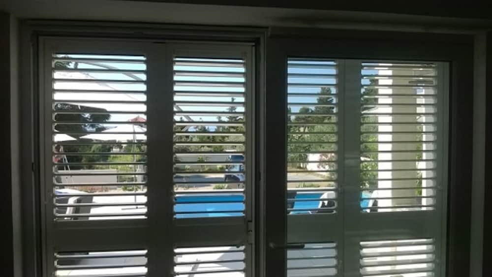 Фото Markle - Swimming Pool and Sunbeds - A6