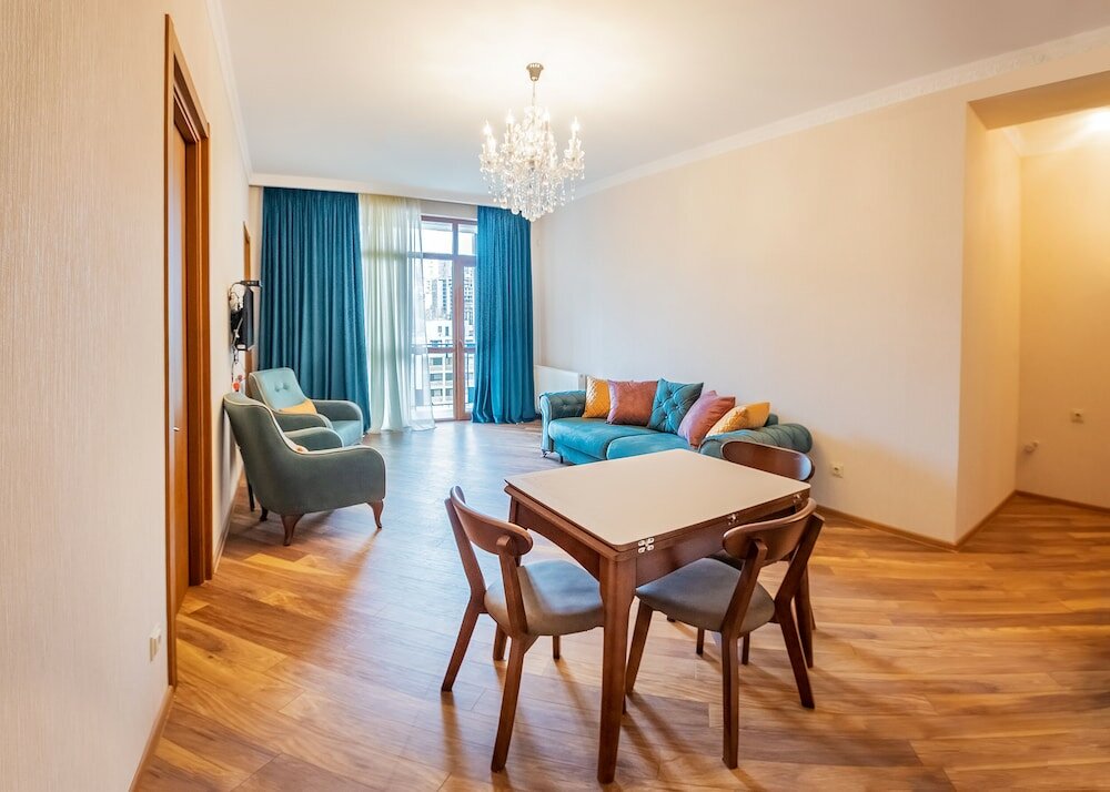 Фото Hb apartments Vazha Pshavela