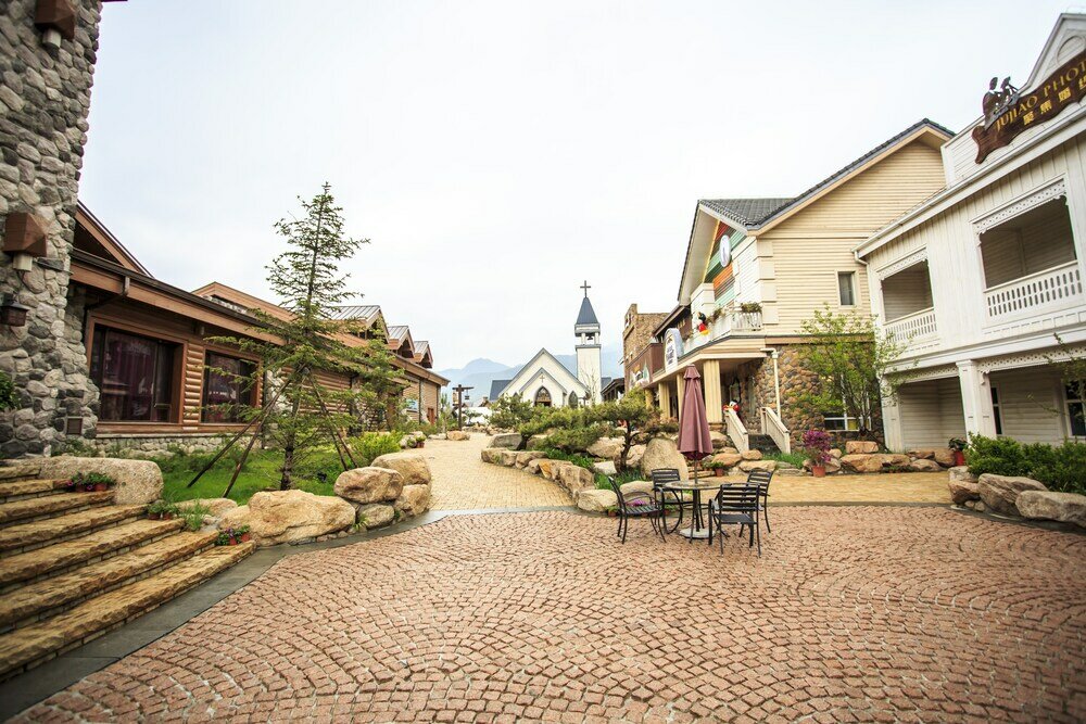 Фото Orenda Teton Hotel