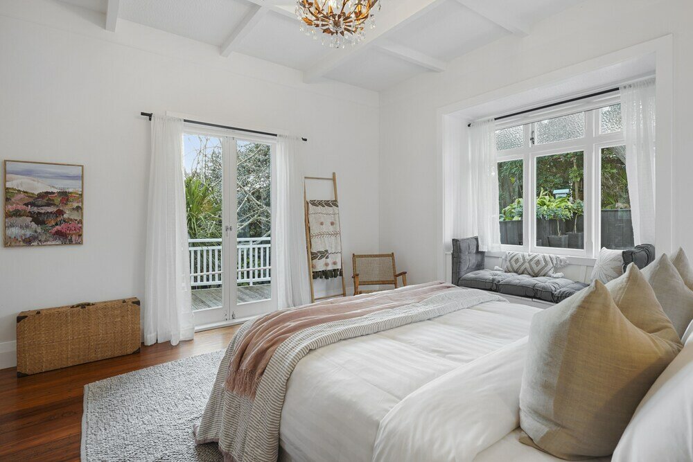 Фото Grey Lynn - Grandeur - Cafe Lifestyle