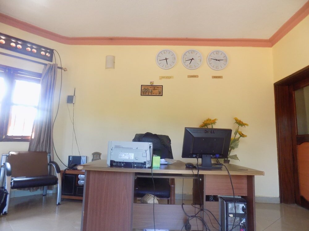 Фото Elgon Heights Motel