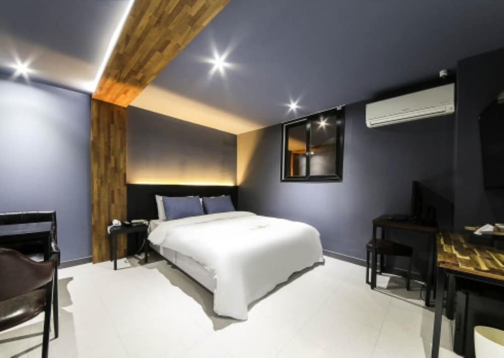 Фото Shilla E Stay Motel