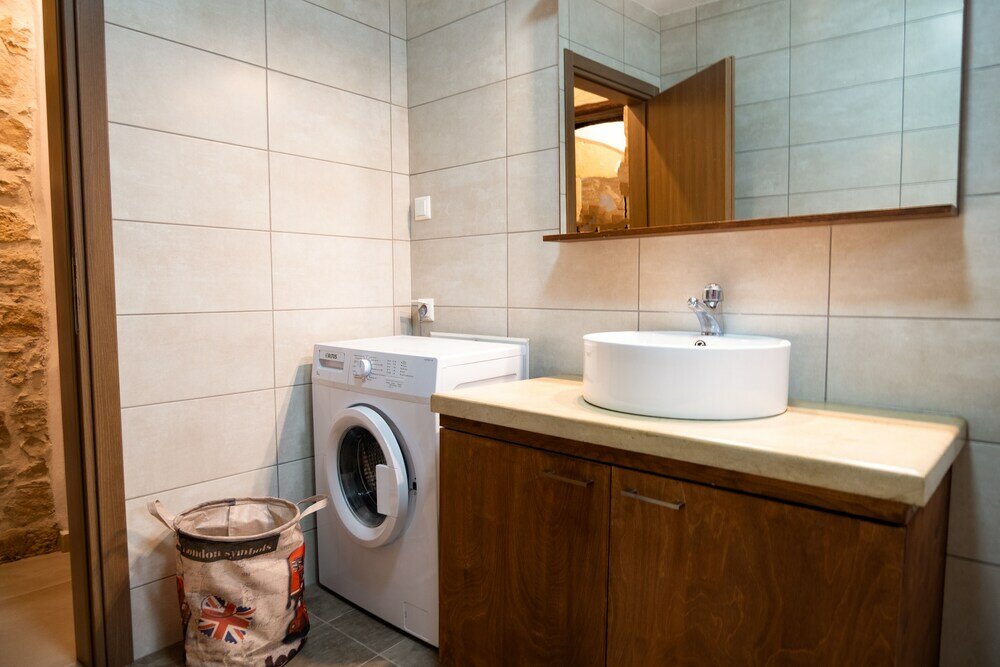 Фото Traditional Villa in Fres