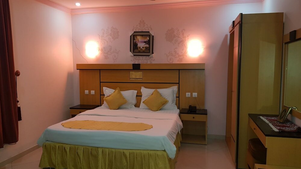 Фото Qanadil Al Raha Hotel Apartments