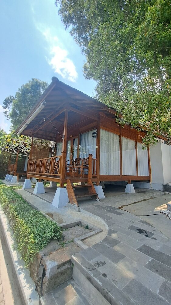 Фото Bali De Pardis Cottage