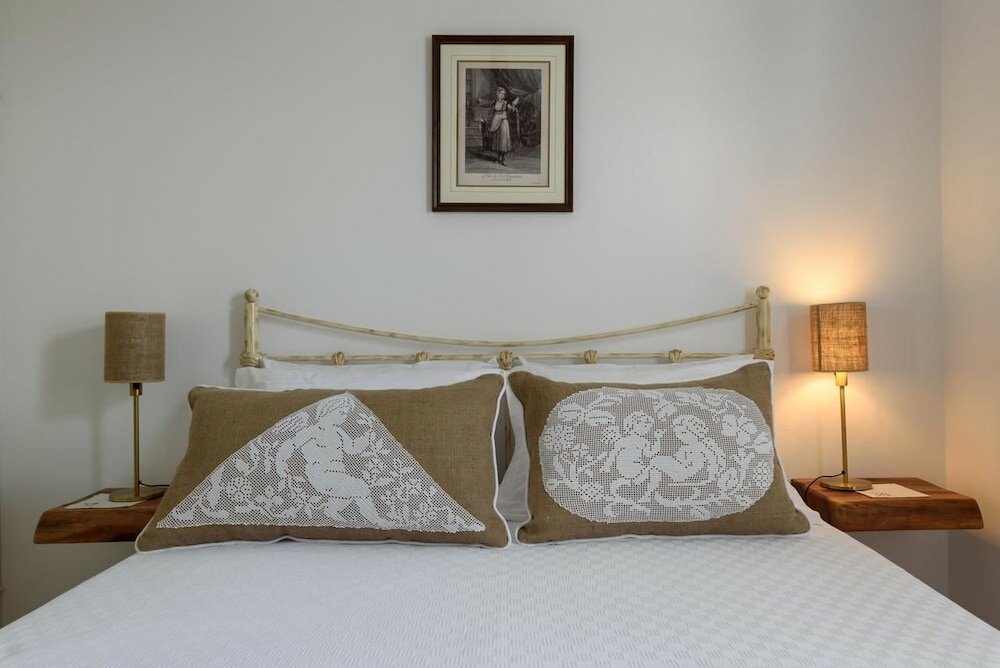 Фото Irene Kimolos Villas