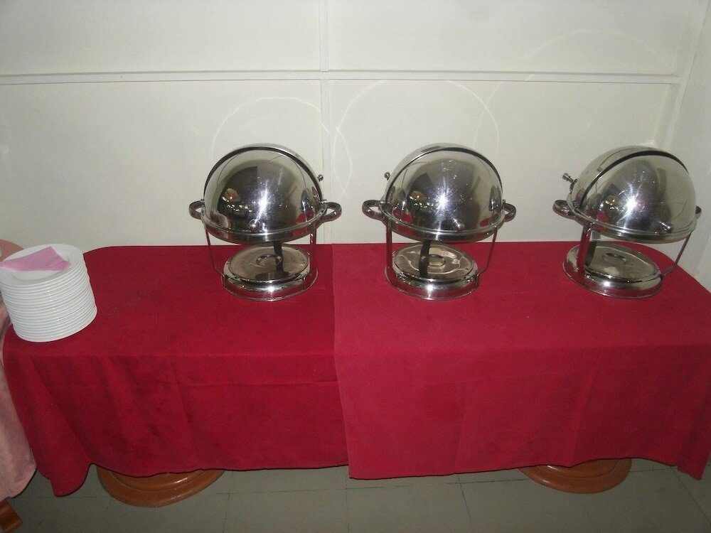 Фото Hotel Royal Gardens Jail Road