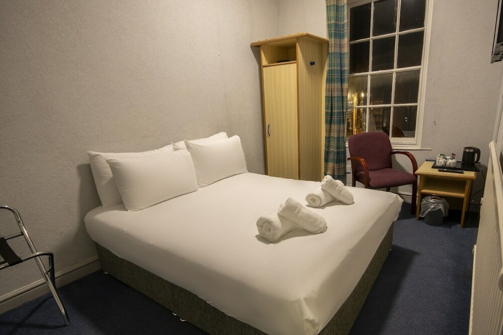 Фото Royal Hotel Kettering