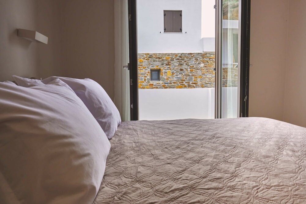 Фото Amal Kythnos Suites