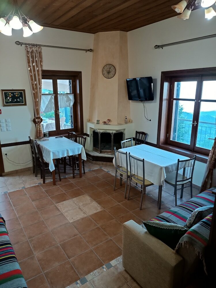 Фото Archontiko Kirmili