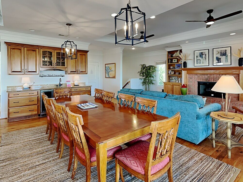 Фото 5 Oclock Somewhere