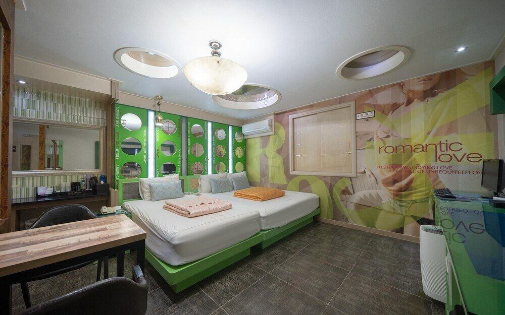 Фото Pohang Ocheon Party Rock Motel