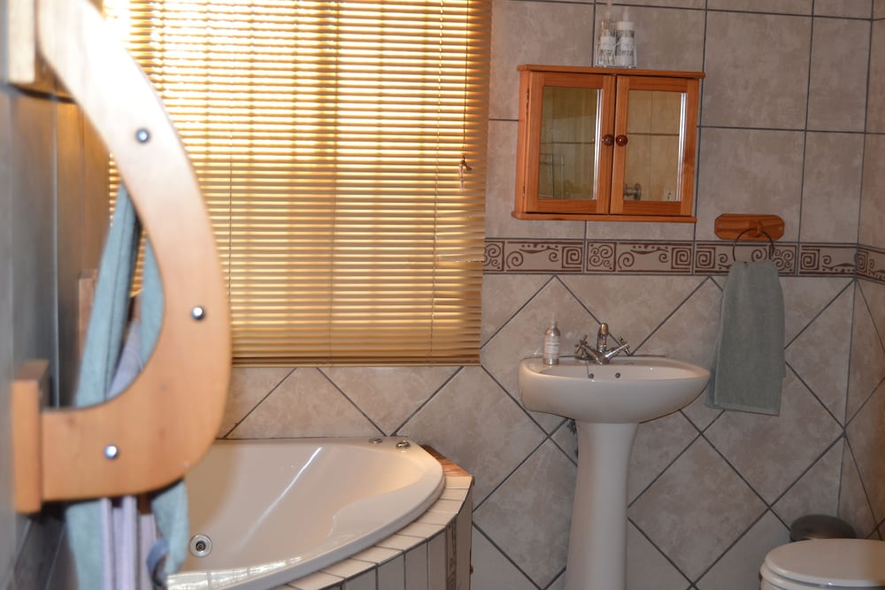 Фото Africa Emerald at 47 Petronella