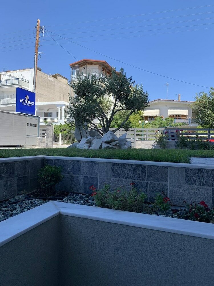 Фото Asteras Studios