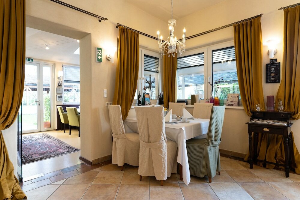 Фото Hotel Garni Pölzl