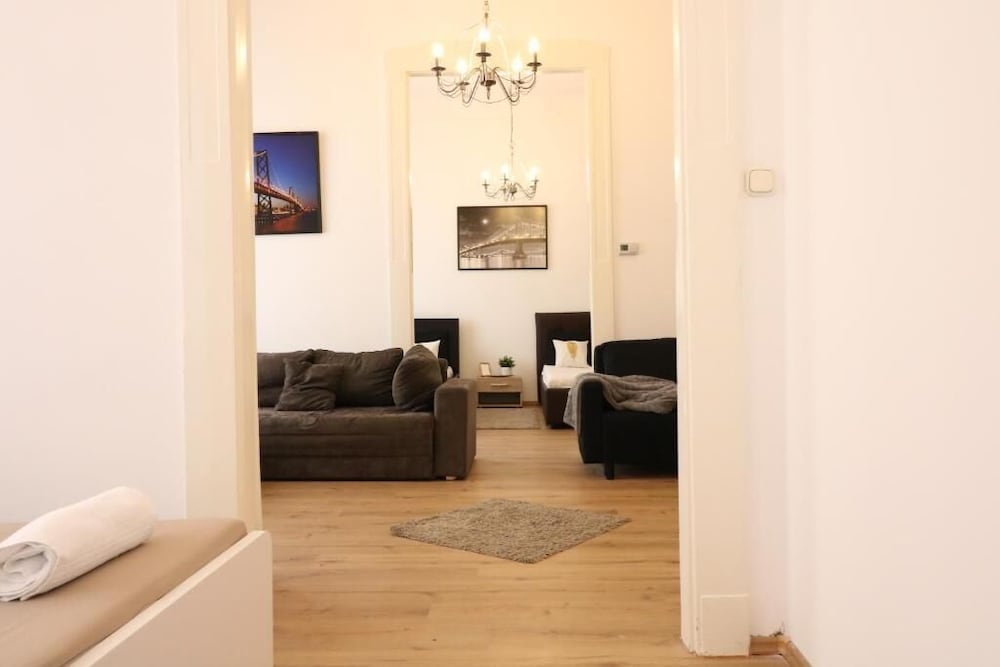 Фото Real Apartments Wesselenyi 10