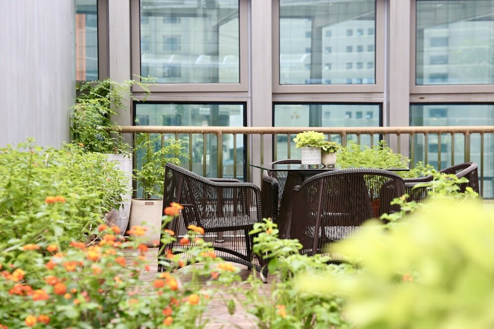 Фото Marriott Executive Apartments Chongqing