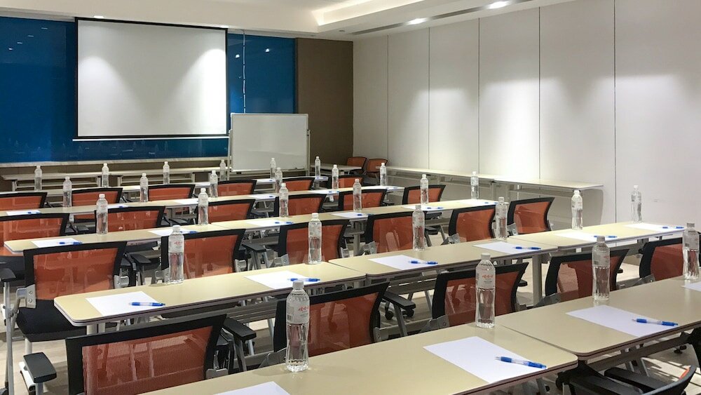 Фото Holiday Inn Express Lhasa Potala Palace, an Ihg Hotel