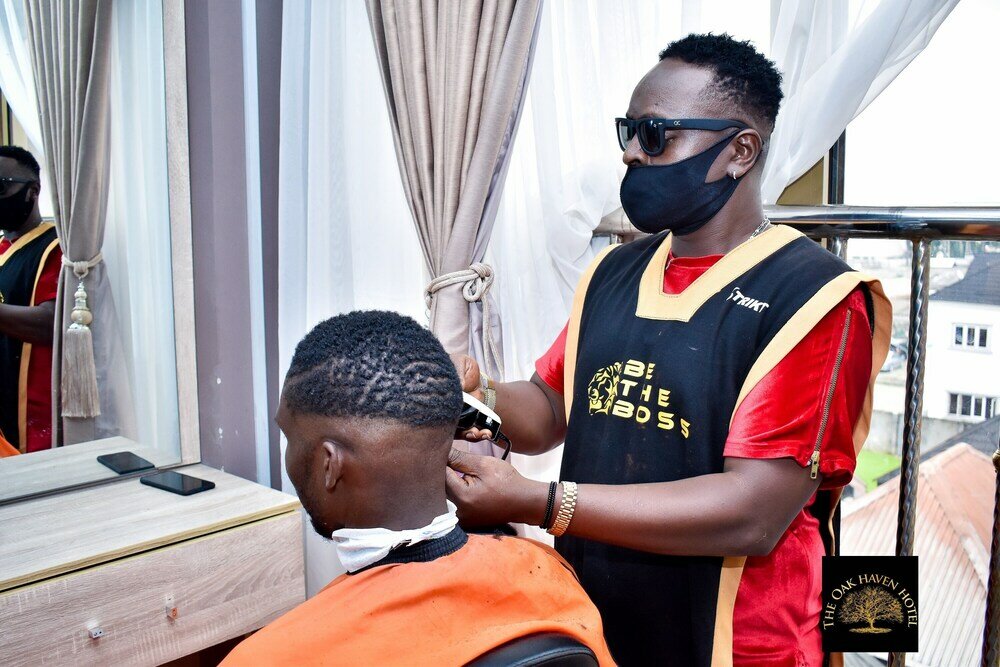 Фото Oak Havens Hotel