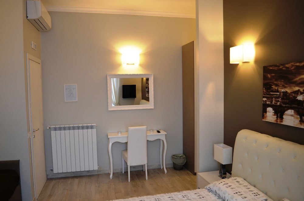 Фото Maison Vaticana