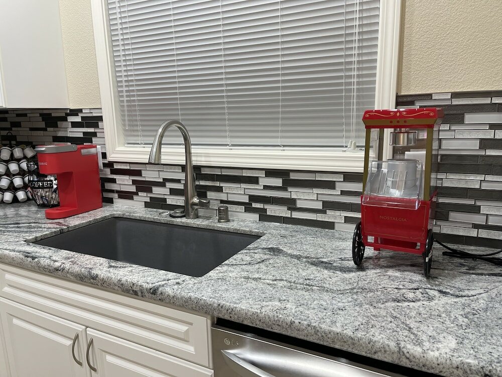 Фото Balmoral Apartments