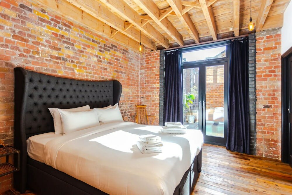 Фото Spectacularly Unique 4 Bedroom House in Bethnal Green