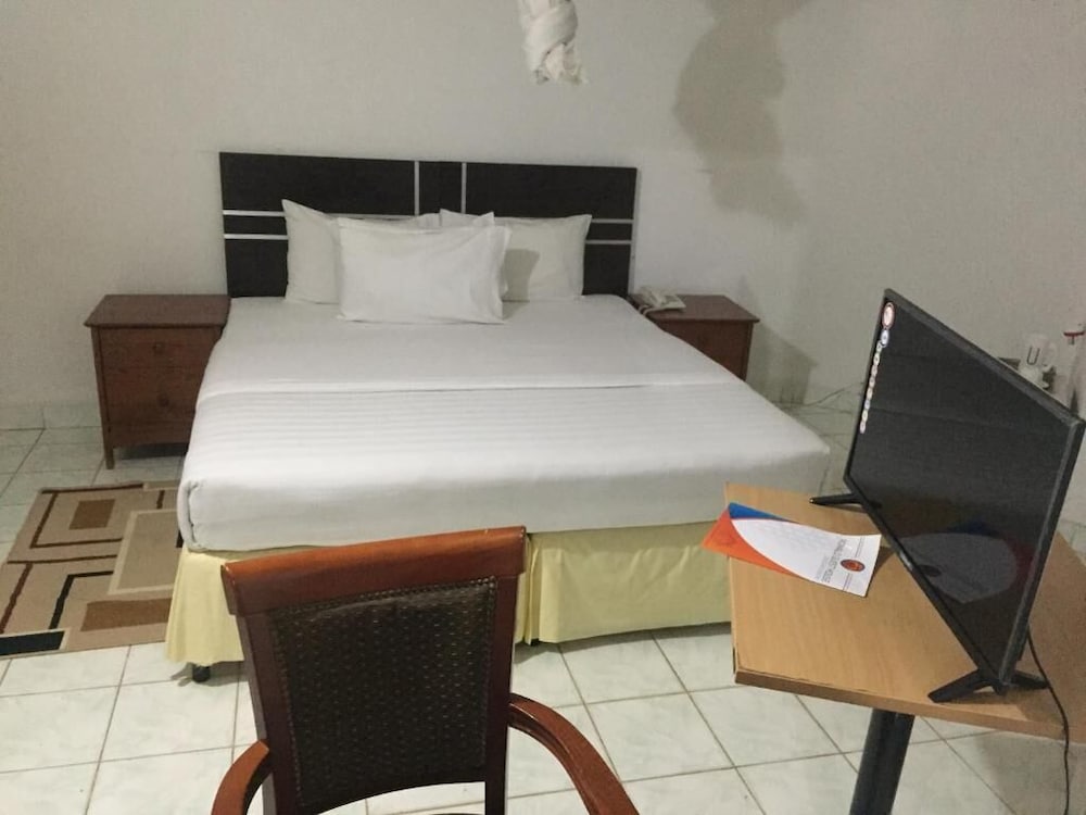 Фото Romalo Guesthouse