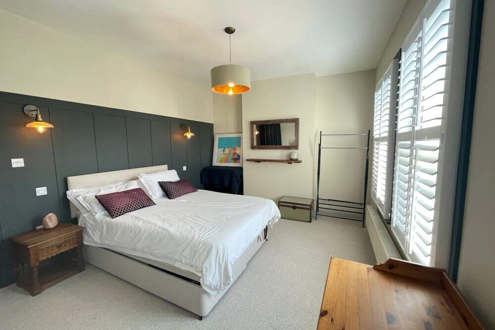 Фото Stylish 3bd House With Private Garden - Tooting